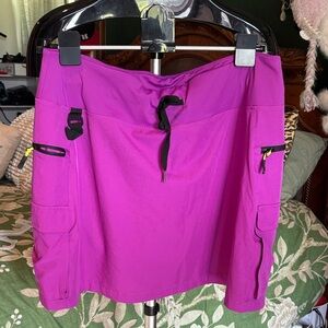 Women's Magenta Active Cargo Shorts Skort